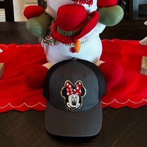 Disney Minnie Mouse Black and White Cap